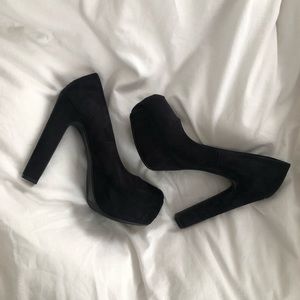 H&M Divided Black Suede Platform Pumps Size 7 EUR 38